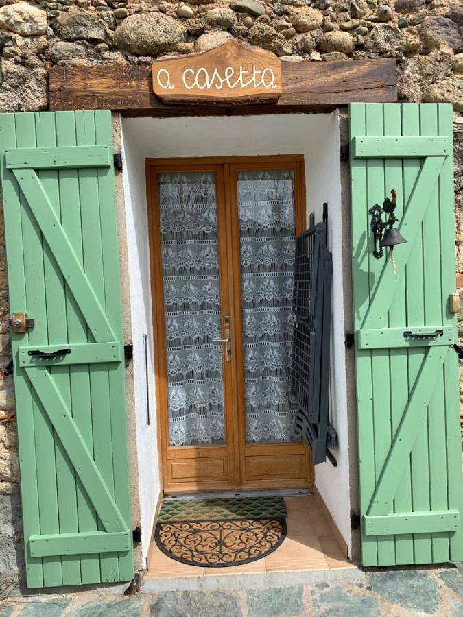 A Casetta D'Helene Et Jeanette Omessa Exterior photo